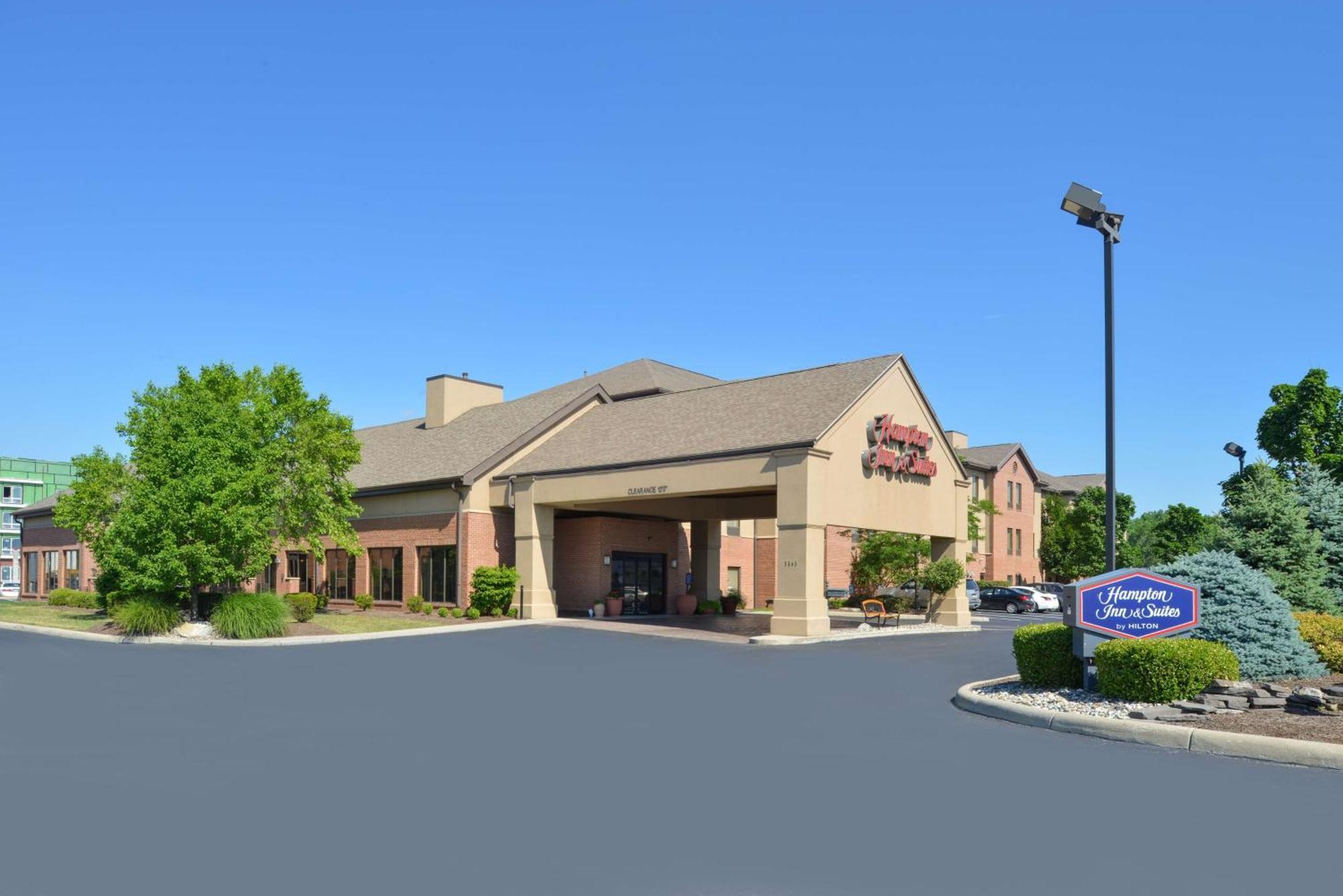 Comfort Inn & Suites Toledo Exterior photo